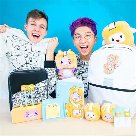 2 days ago · Lankybox is an american channel who have 26.6M subcriber founded by the comedy duo,Justin "Justie" Kroma (born: January 11, 1995 [age 28]) and Adam James McArthur (born: April 27, 1996 [age 27]), One of their most well-known videos are their zero-budget parodies. They used to re-create music videos by using zero-budget props, such …